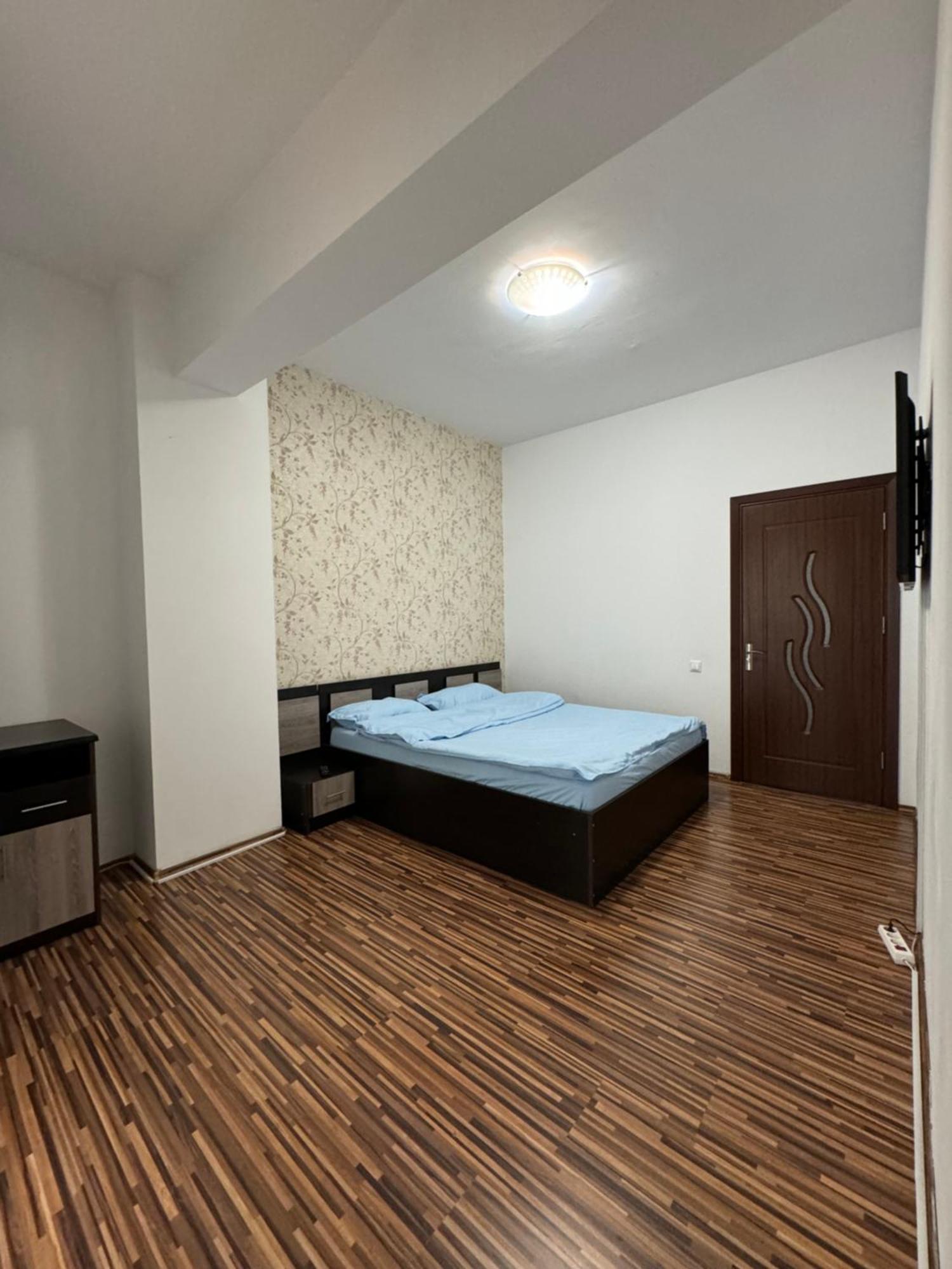Appartement Rim1 à Piteşti Extérieur photo